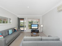 Business in Fingal Bay NSW Clickz Clickz