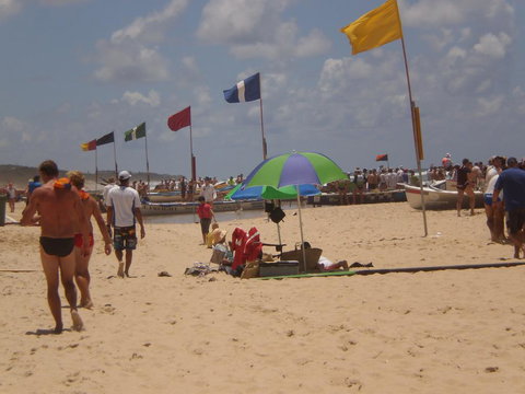 Surf Club Apartments - Click Find 1