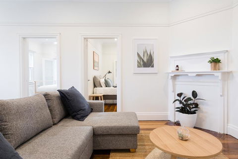 Surf Shack Coogee Beach - Click Find 3