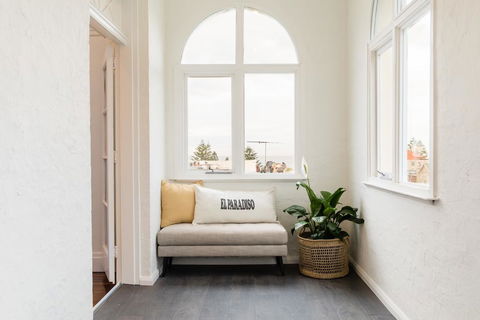 Surf Shack Coogee Beach - Click Find 1