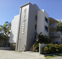 Surfcomber on the Beach - Click Find