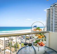 Surfers Beachside Holiday Apartments - DBD