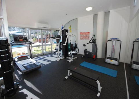 Surfers Paradise Holiday Apartment - DBD 1