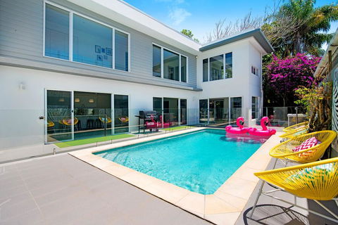 Surfers Paradise Holiday Home Almalfi Drive - DBD 1