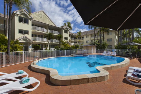 Surfers Tradewinds - Lawyer Find 1