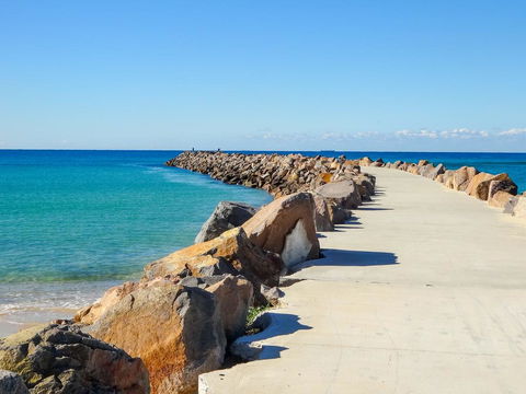 Surfs Up - Click Find 2