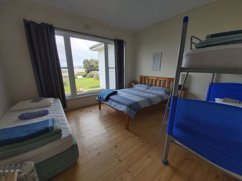 Surfside Backpacker - Bridge Guide 3