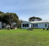 Surfside Backpacker - Click Find