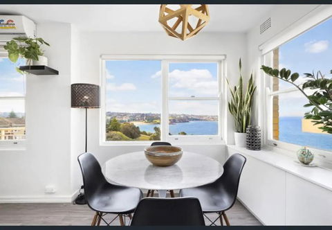 SurfSide Escape In Coogee - Click Find 1