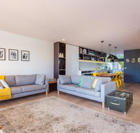 surfside6  james cook - Clarkes Beach - Click Find