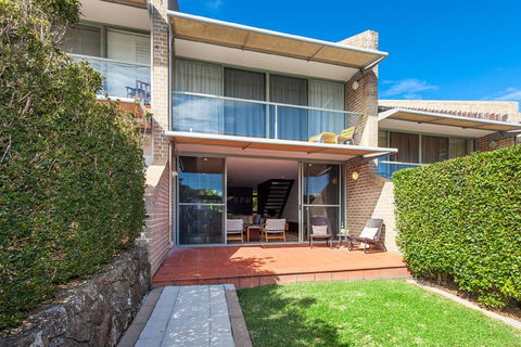 Surfside6 @ James Cook - Clarkes Beach - Bridge Guide 1