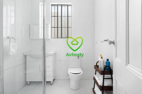 Surry Hills Victorian 4 Bedroom House Near Central - Bet 4u 0