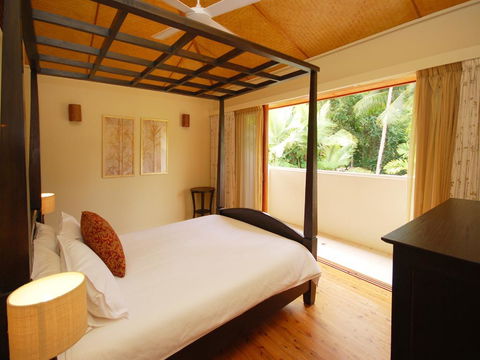 Surya Beachfront Villa No.1 - Click Find 3