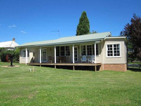 Sutton Forest Cottage - Lavinia 3