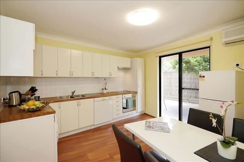 Swan River Applecross Heathcote Park 1BR Villa - Click Find 2