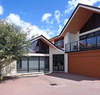 Swanriver Applecross Shortstays - Click Find