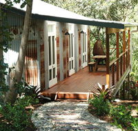 Sweet Love - Byron Bay Hinterland - Click Find