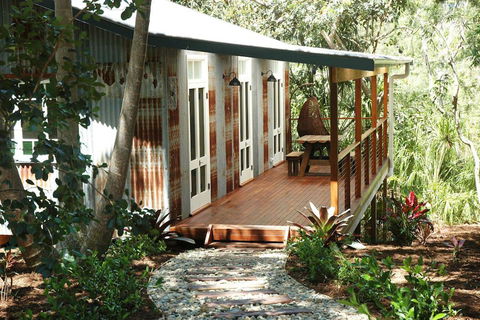 Sweet Love - Byron Bay Hinterland - Bridge Guide 0
