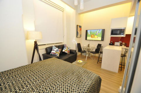 Sydney CBD Studio Apartment 503BRG - Click Find 2