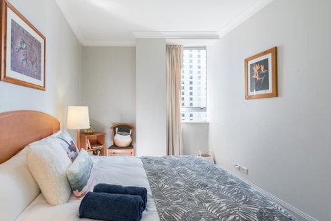 Sydney Harbour Casa - Lawyer Find 3