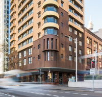 Sydney Hotel Harbour Suites - Bet 4u
