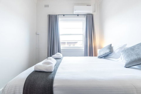 Sydney Junction Hotel - Lawyer Find 2