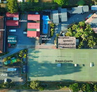 T's Resort  Motel - Click Find