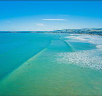 Tahren Beachfront Shack - Click Find