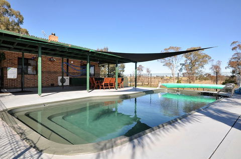 Talga Escape Rothbury With Pool And Views - Local Finder 0