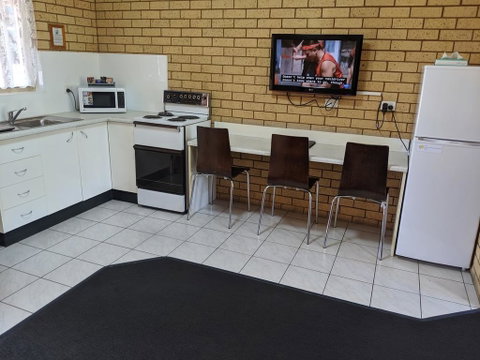 Tallarook Motor Inn - Click Find 2