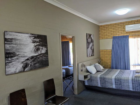 Tallarook Motor Inn - Click Find 1