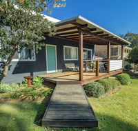 Tallowood beachfront cottage - Click Find