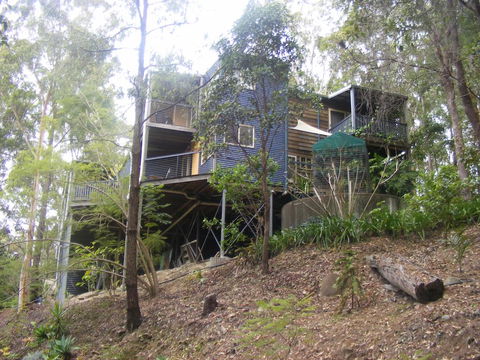 Tambaridge Bed & Breakfast - Click Find 1