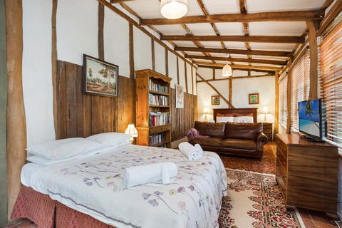 Taradale House Estate - Click Find 1