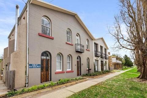 TARALGA TERRACES - Click Find 0