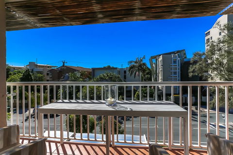 Taranaki Apartment - Local Finder 0