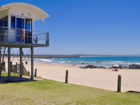 Taranaki Beach House - DBD 3