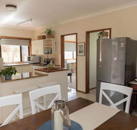 Taranaki Beach House - Click Find