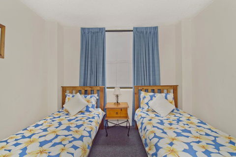 Tasman Towers 9, 3 Munster Street - DBD 3