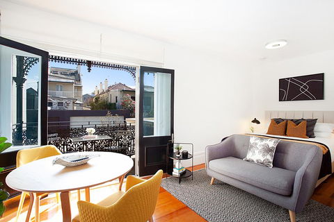 Tasteful Modern Studio 2.3Km From City Centre - Bet 4u 0