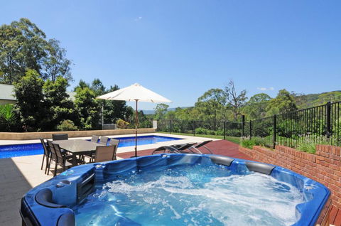 Tatiara - Spacious Family Friendly Home! - Click Find 3