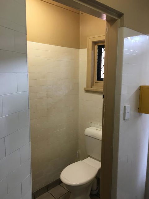 Taylors Hotel - Lawyer Find 3