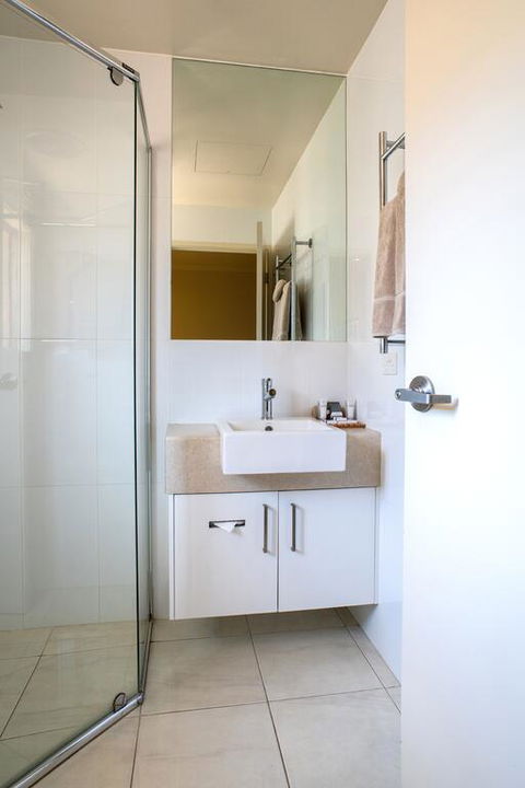 Tea House Motor Inn - Bridge Guide 3