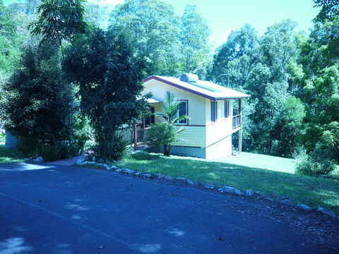 Teretre Cabins Nimbin - Click Find 0