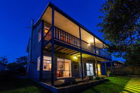 Business in Port Campbell VIC Bridge Guide Bridge Guide