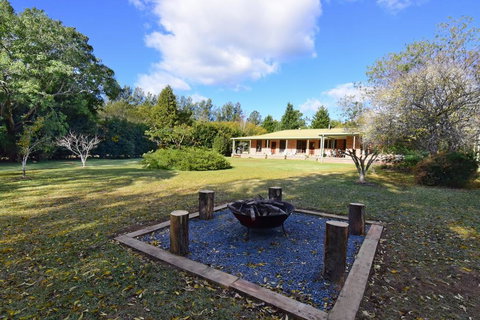 The Ambers - Comfortable Family Getaway! - Click Find 0