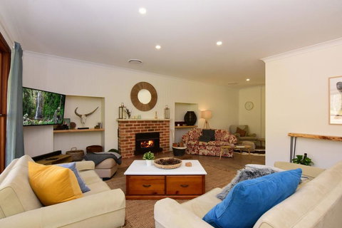 The Ambers - Comfortable Family Getaway! - Click Find 3