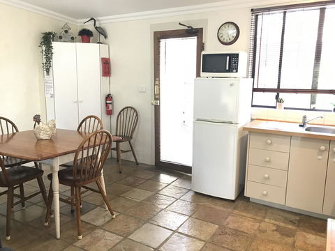 The Apartment - Moyston - Click Find 2