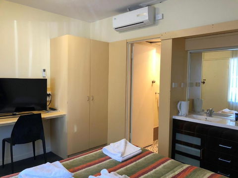 The Astor Suites - Bet 4u 1