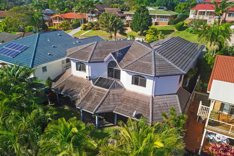 The Atrium, 11 Kentia Close - DBD 1